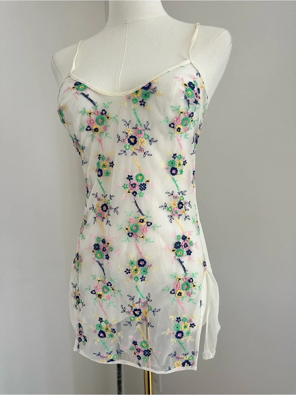 La Perla Ivory Sheer top chemise with Multicolor Floral Embroidery